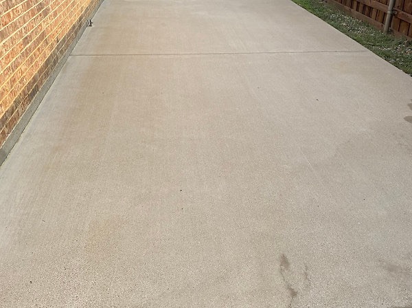Driveway Pressure Wash - AFTER