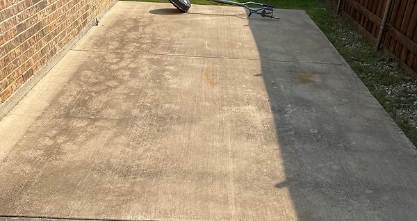 Driveway Pressure Wash - BEFORE