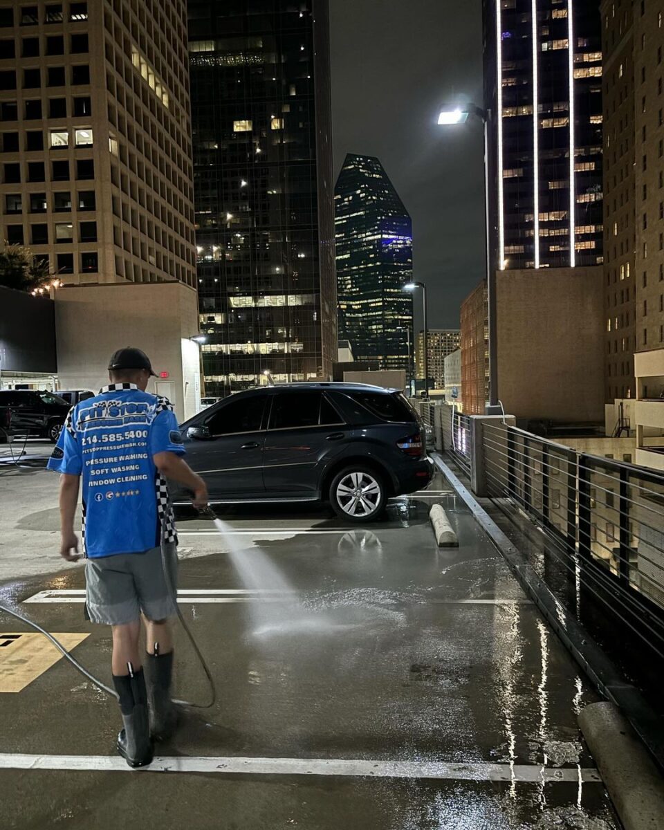 Commercial Pressure Washing